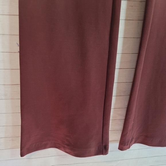URBAN OUTFITTERS MAROON WIDE LEG FLARE LOW RISE PULL ON LEGGINGS, SZ 4 - Picture 7 of 12